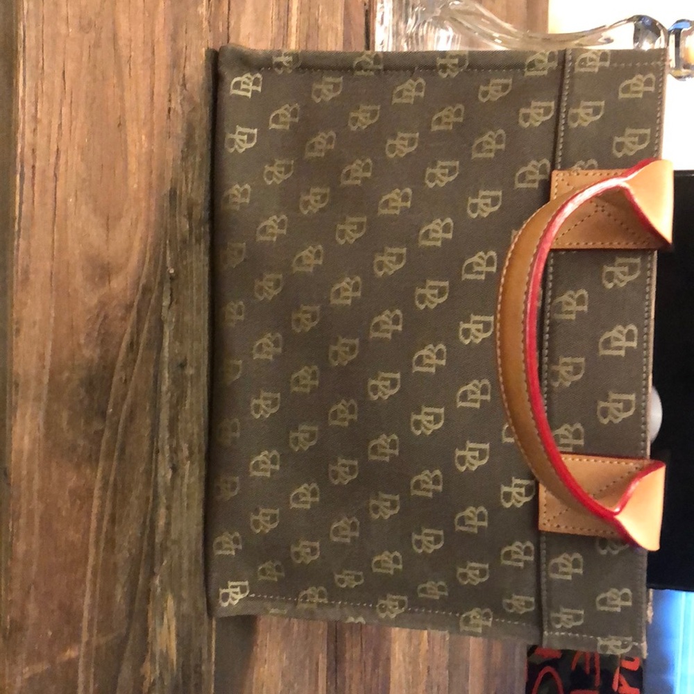 Dooney and Bourke purse
